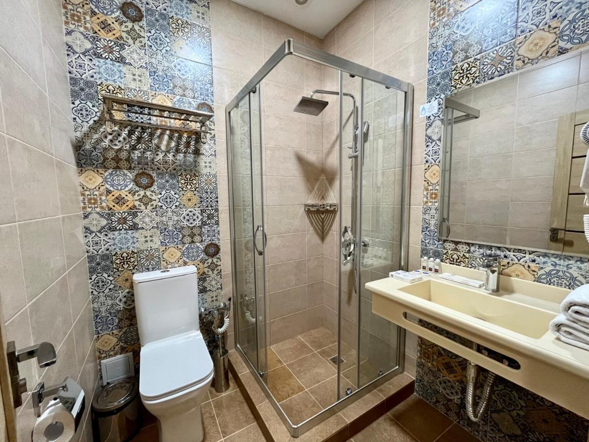 Bristol Hotel Tashkent Ngoại thất bức ảnh